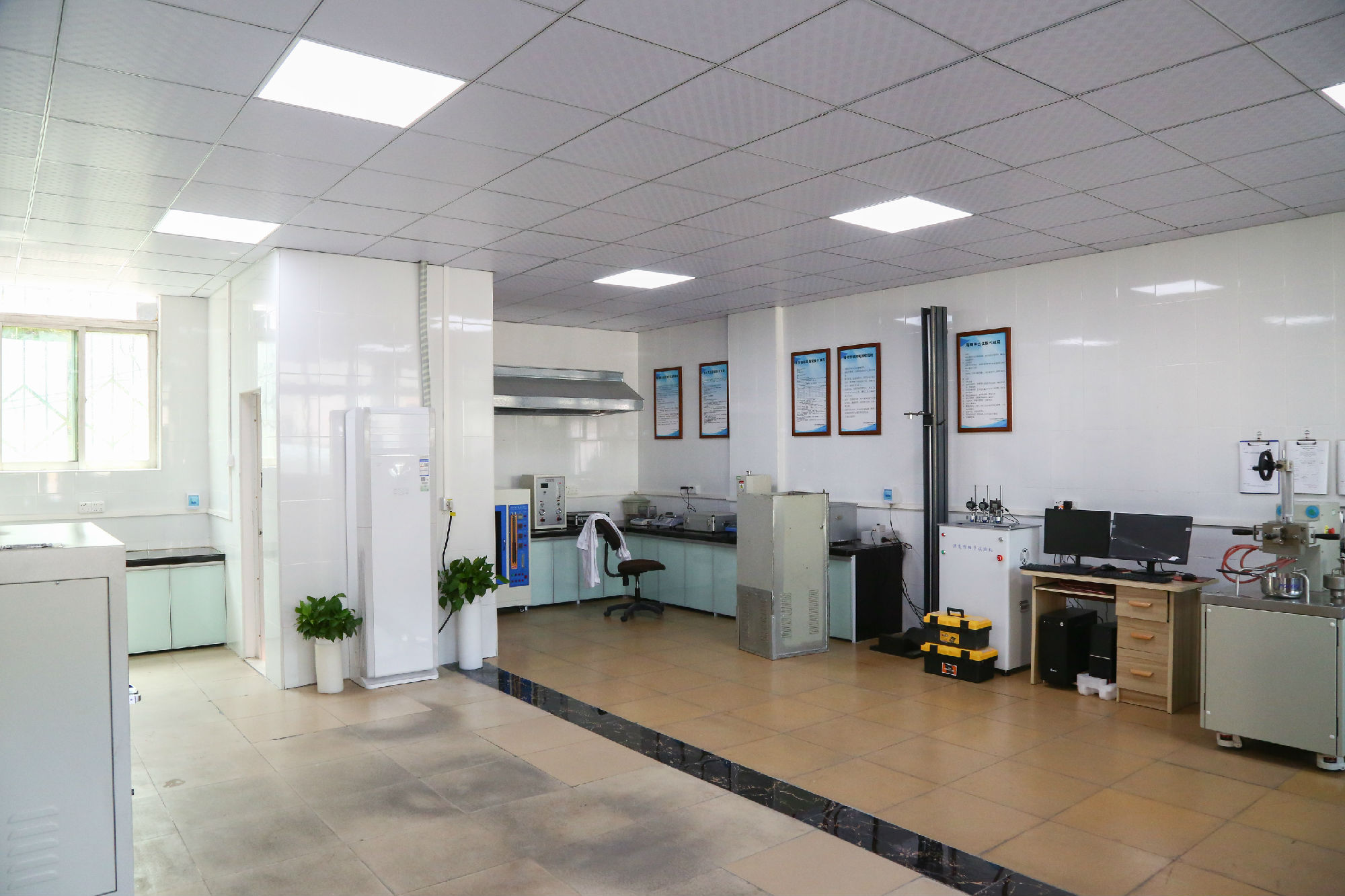 深捷通電力管實(shí)驗(yàn)室二