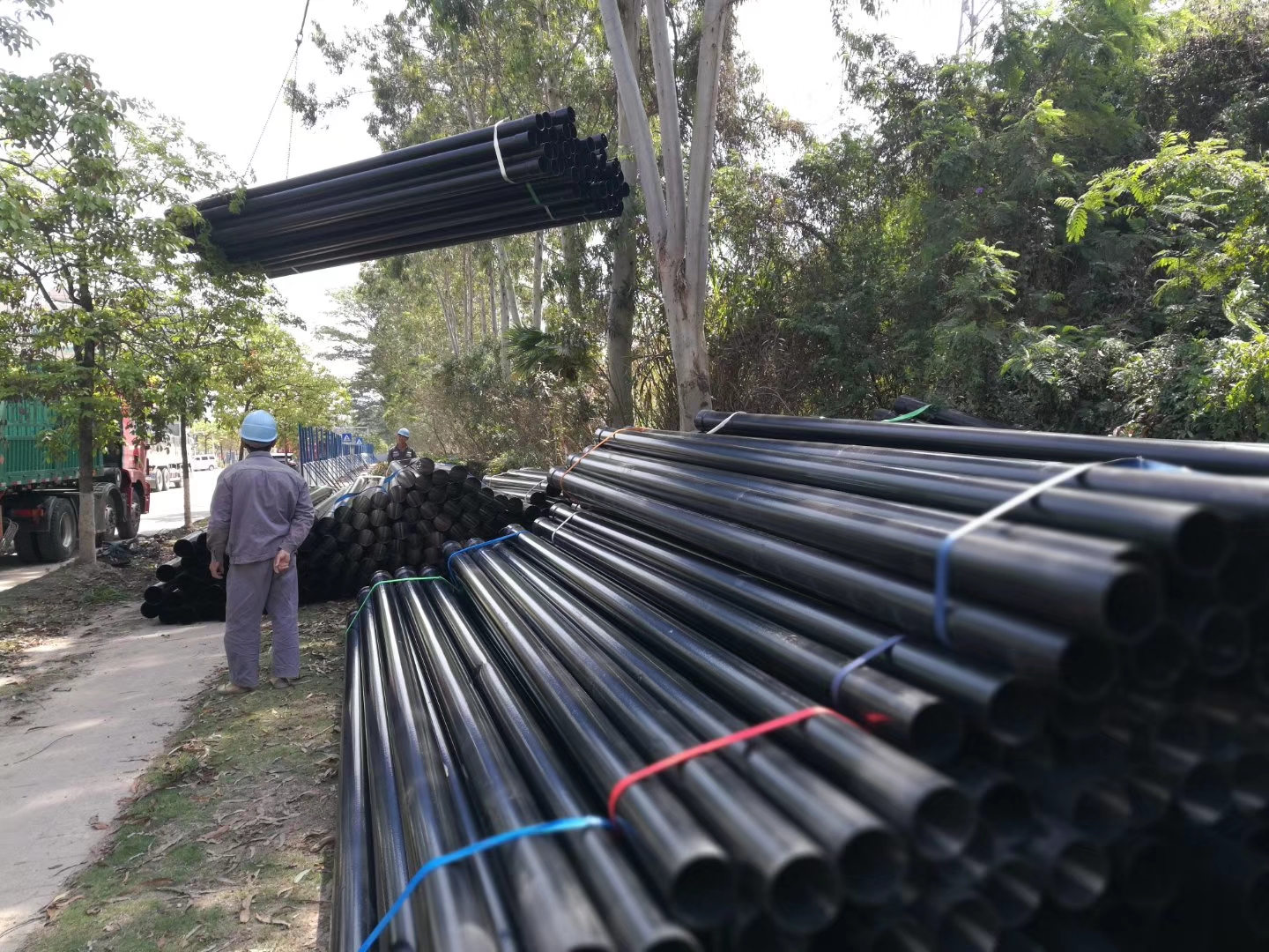 涂塑鋼管和襯塑鋼管區(qū)別在哪里？